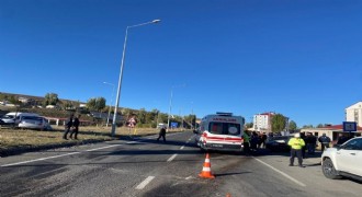  Ağrı yolunda trafik kazası: 3 yaralı